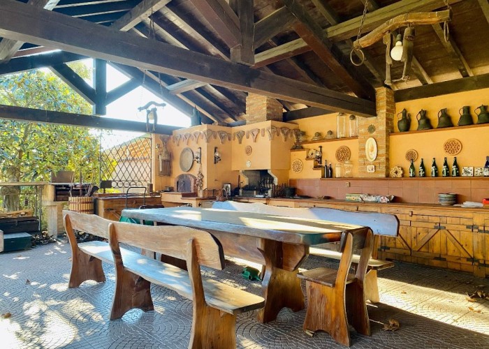34. Patio / Veranda
