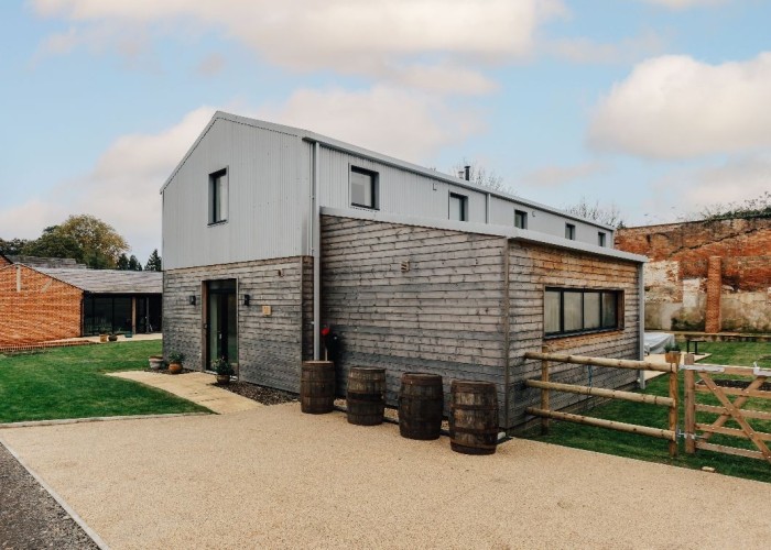 Rural Estate With Modern Barn For Filming