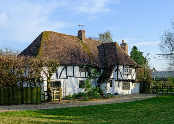 Beautiful 15th Century Tudor Timber Framed Home For Filming