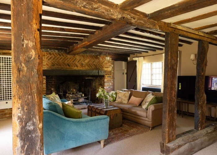10. Livingroom, Fireplace