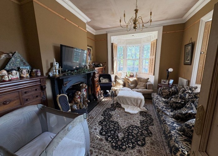 8. Drawing Room