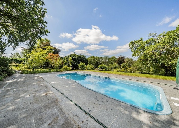 29. Swimming-pool