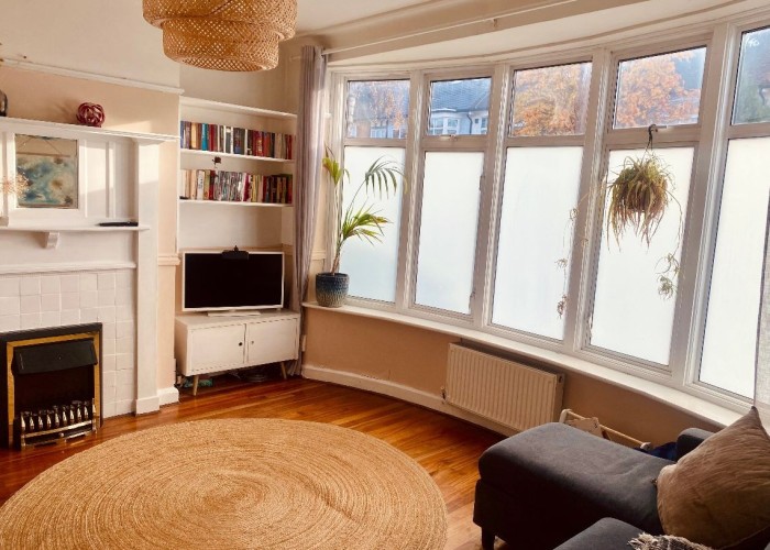 6. Livingroom
