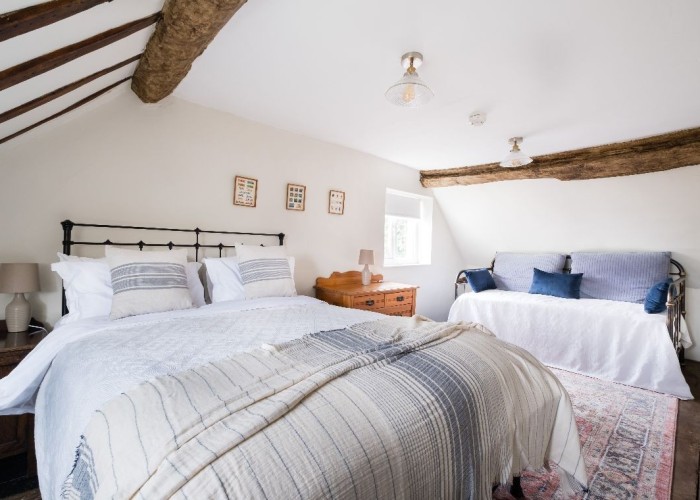 16. Bedroom (Double)