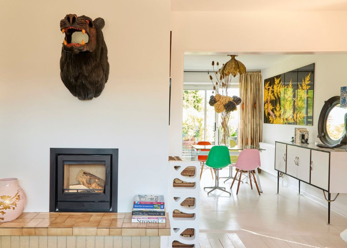 7. Fireplace, Open-plan