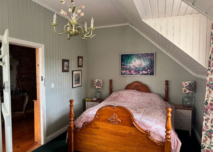 18. Bedroom (Double)