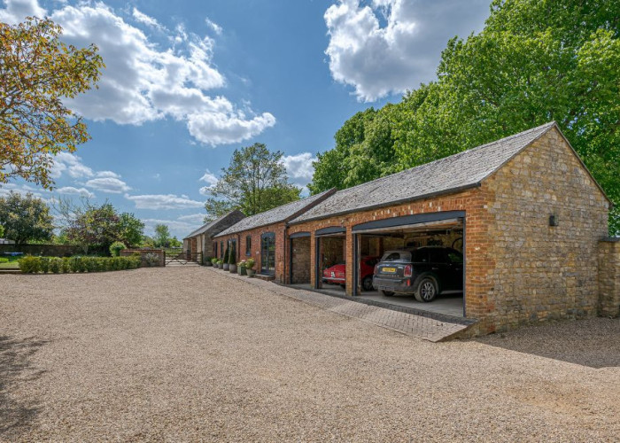 19. Garage (treble+)