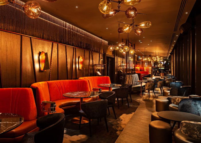10. Restaurant, Pub / Bar
