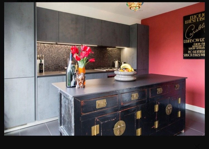 3. Kitchen (With Island), Kitchen (Coloured units), Kitchen (Modern), Kitchen (Electric/Induction Hob)