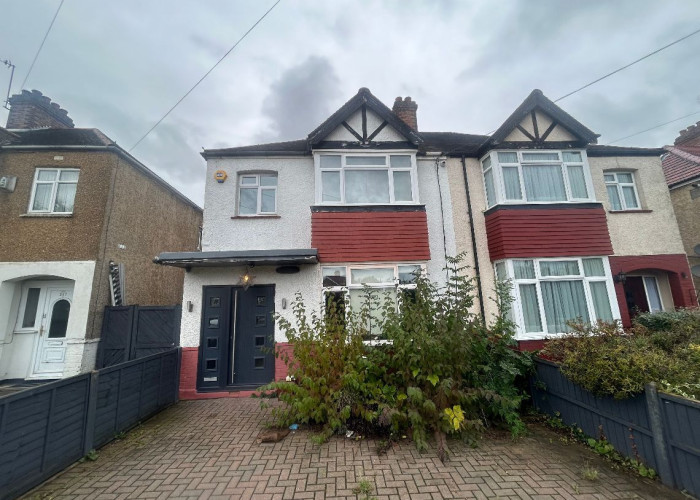 Semi Detached Family Home For Filming
