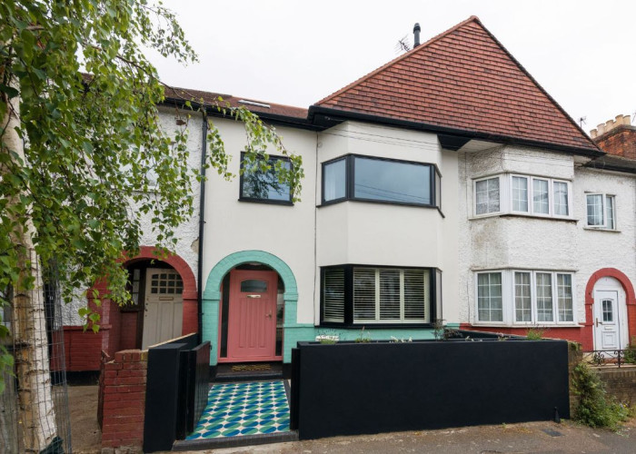 1930s Art Deco Style Terrace Home For Filming
