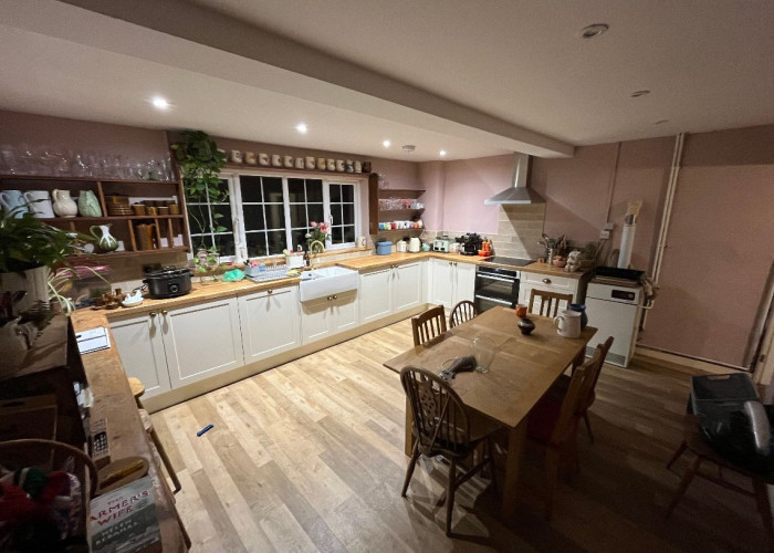 7. Kitchen With Table, Kitchen (White units), Kitchen (Electric/Induction Hob)