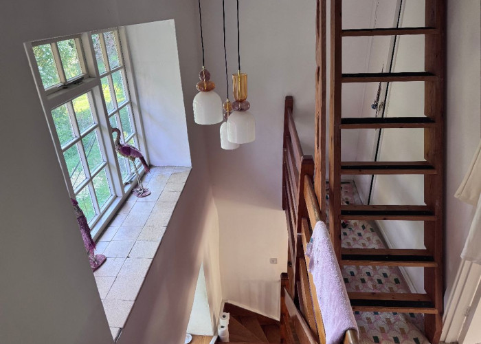 16. Stairway / Staircase