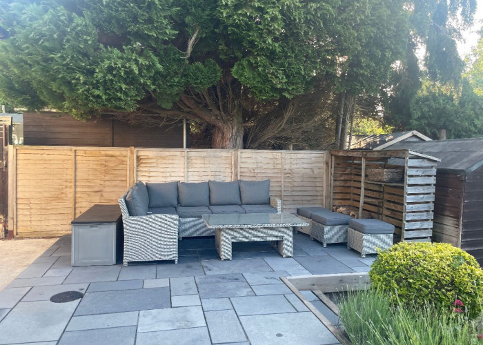 35. Patio / Veranda