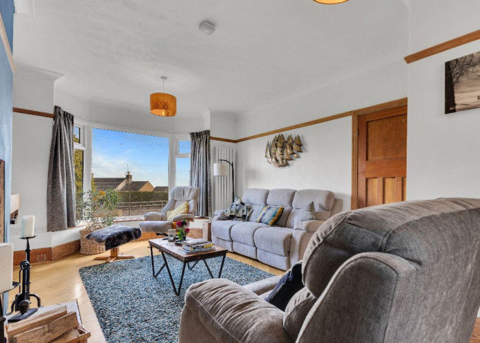 6. Livingroom