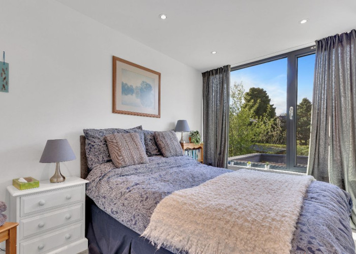 19. Bedroom (Double)