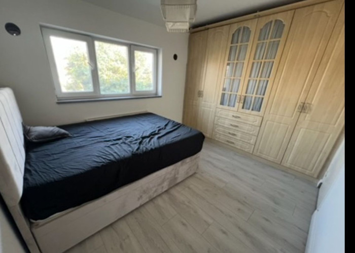 13. Bedroom (Double)