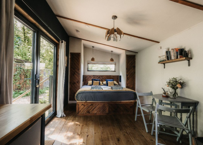 10. Bedroom (Double)