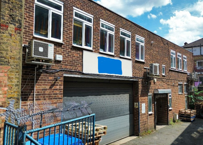 Warehouse And Office Space For Filming