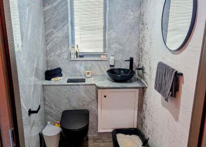 9. Toilet