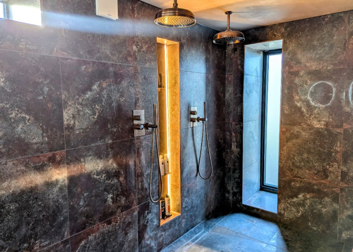 22. Bathroom, Shower Room