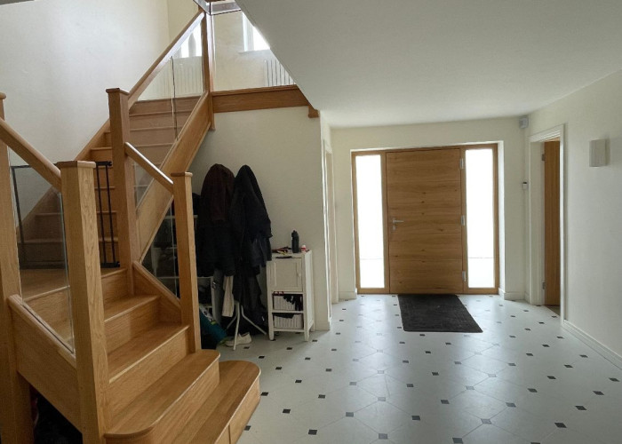 13. Stairway / Staircase