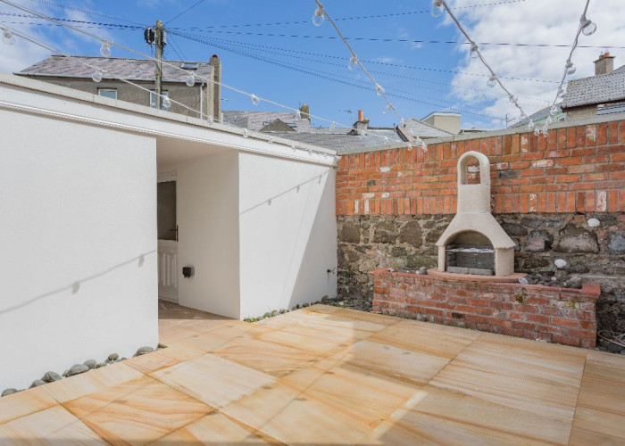 17. Patio / Veranda