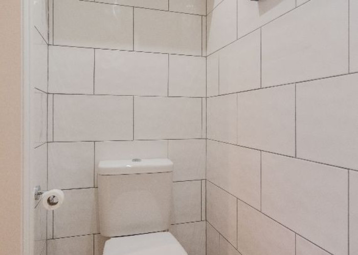 19. Toilet