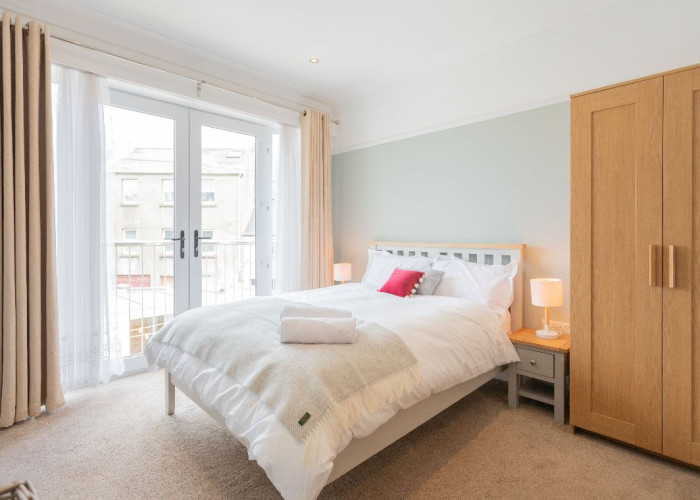 21. Bedroom (Double)