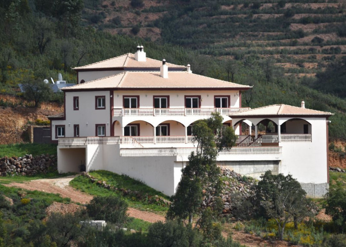 Portugal Mountain Villa For Filming