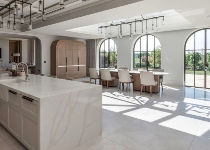 11. Kitchen (With Island), Kitchen (Modern), Kitchen With Table, Kitchen (White units)