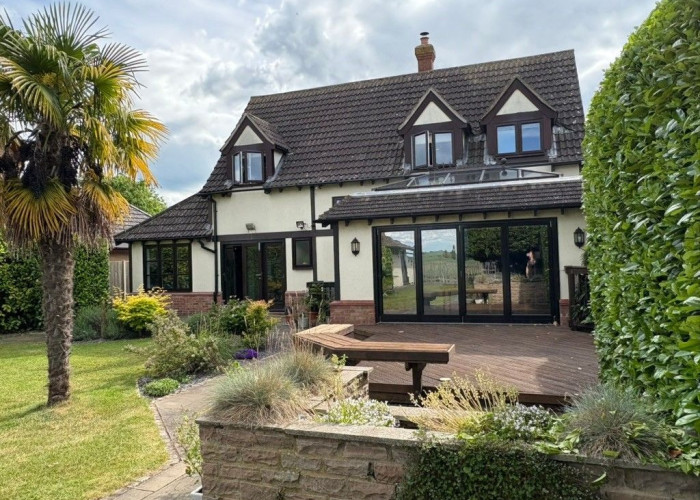 Three Bedroom Detached Home For Filming
