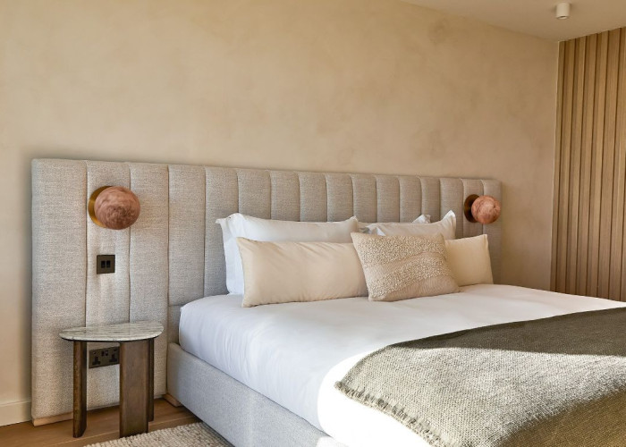 16. Bedroom (Double)