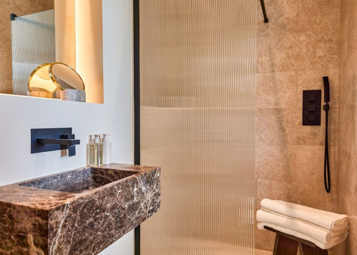21. Bathroom