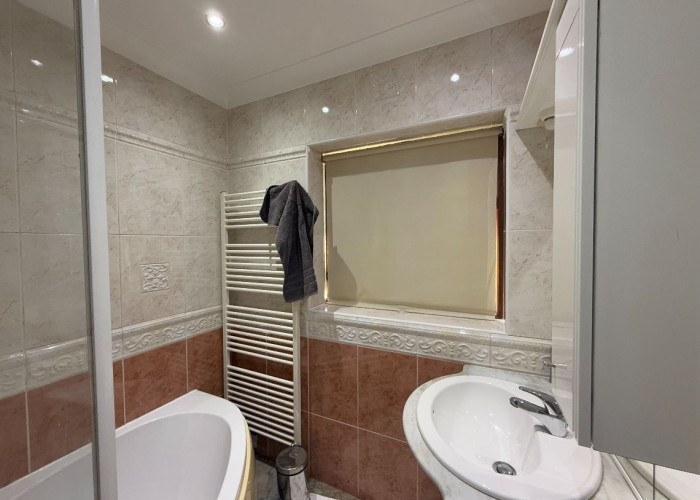 18. Bathroom