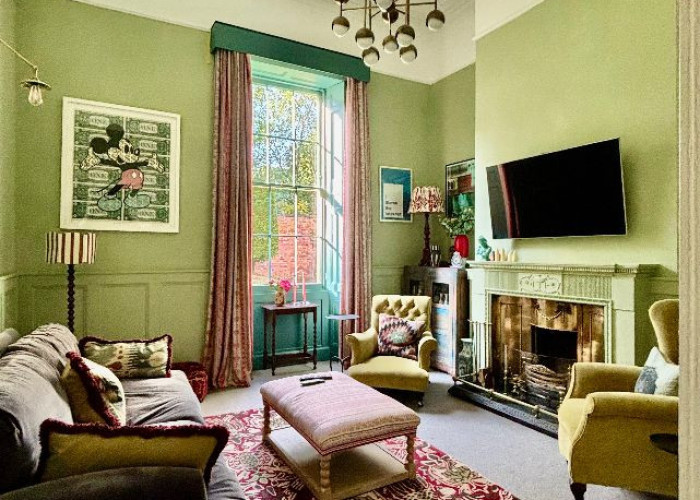 25. Drawing Room
