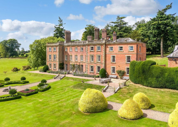 Grand Countryside Home On 5,000 Acres For Filming