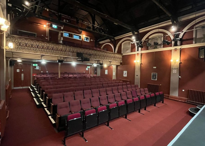 16. Theatre