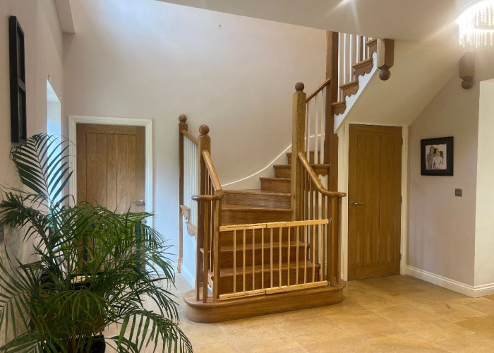28. Stairway / Staircase