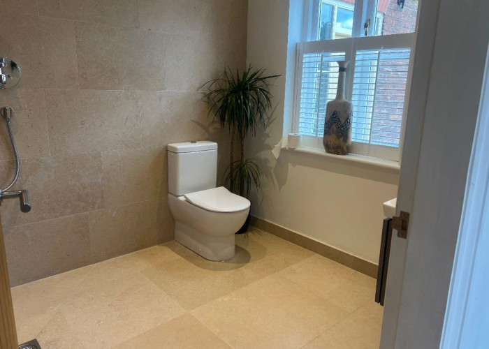 24. Toilet