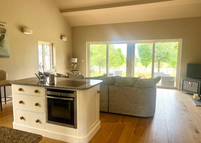 11. Kitchen (With Island), Kitchen (Modern), Kitchen (White units), Kitchen (Electric/Induction Hob)