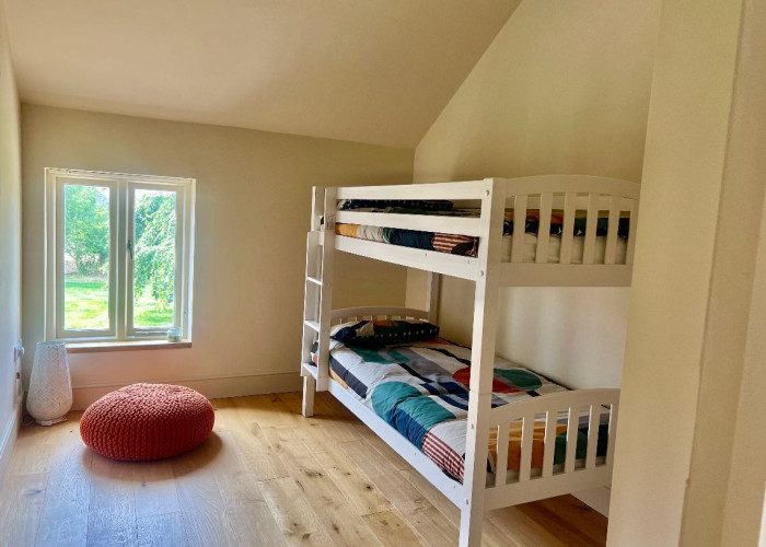 22. Bedroom (Childrens)