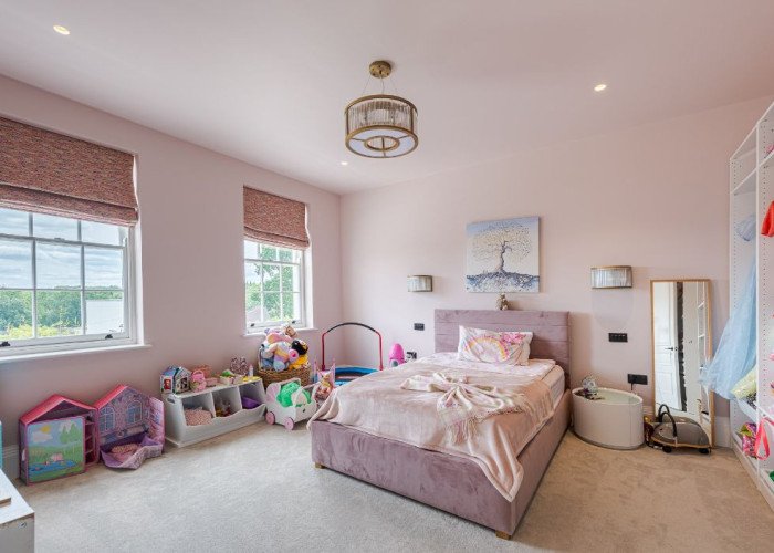 14. Bedroom (Double)