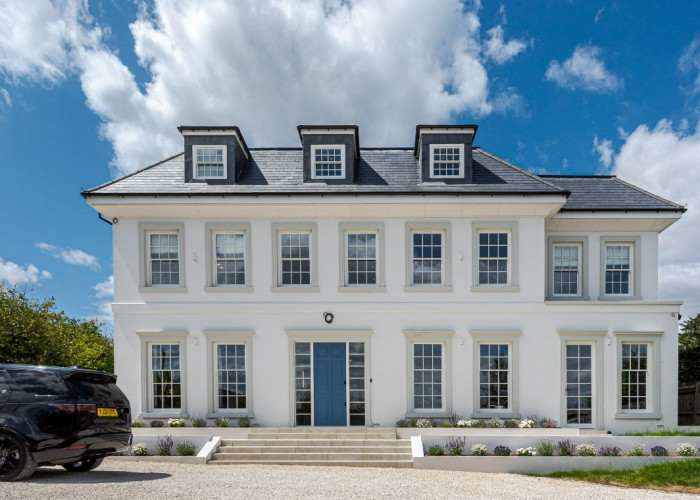 Stunning Modern Georgian Home For Filming