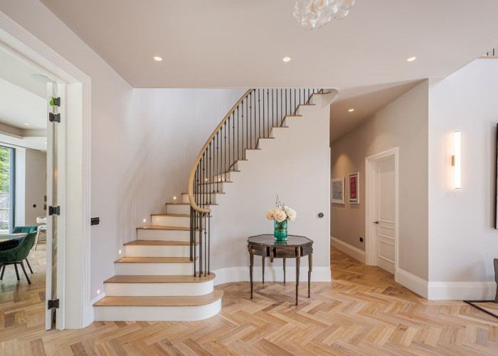 10. Stairway / Staircase