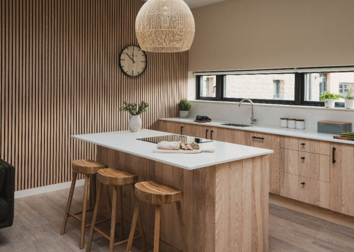 7. Kitchen (With Island), Kitchen (Wooden Units), Kitchen (Modern), Kitchen (Electric/Induction Hob)