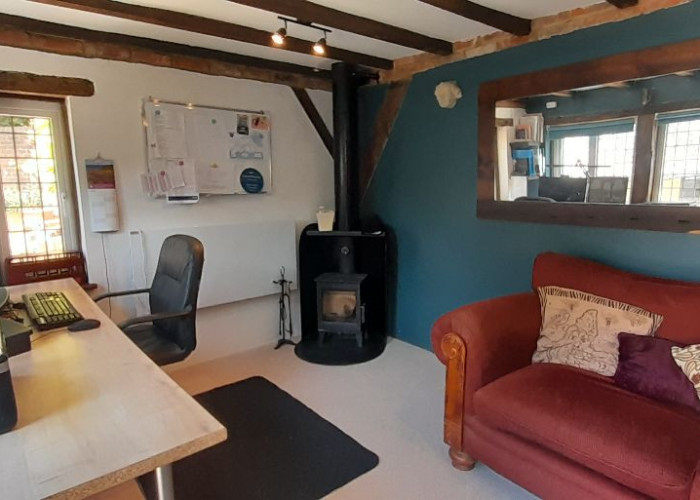 25. Home Office / Study