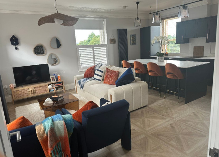 7. Livingroom, Kitchen, Open-plan