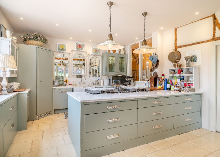 16. Kitchen (With Island), Kitchen (Coloured units), Kitchen (Modern), Kitchen With Table, Kitchen (Gas Hob)