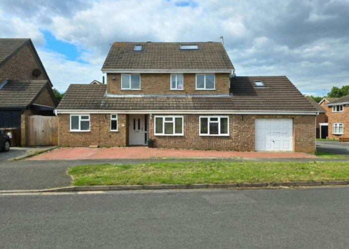 Large Empty Home For Filming